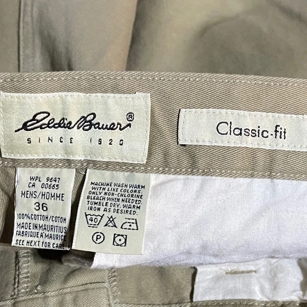 Eddie Bauer Y2K Mens 36 Khaki Shorts Tan Cotton Pleated Classic Fit NWT 0491